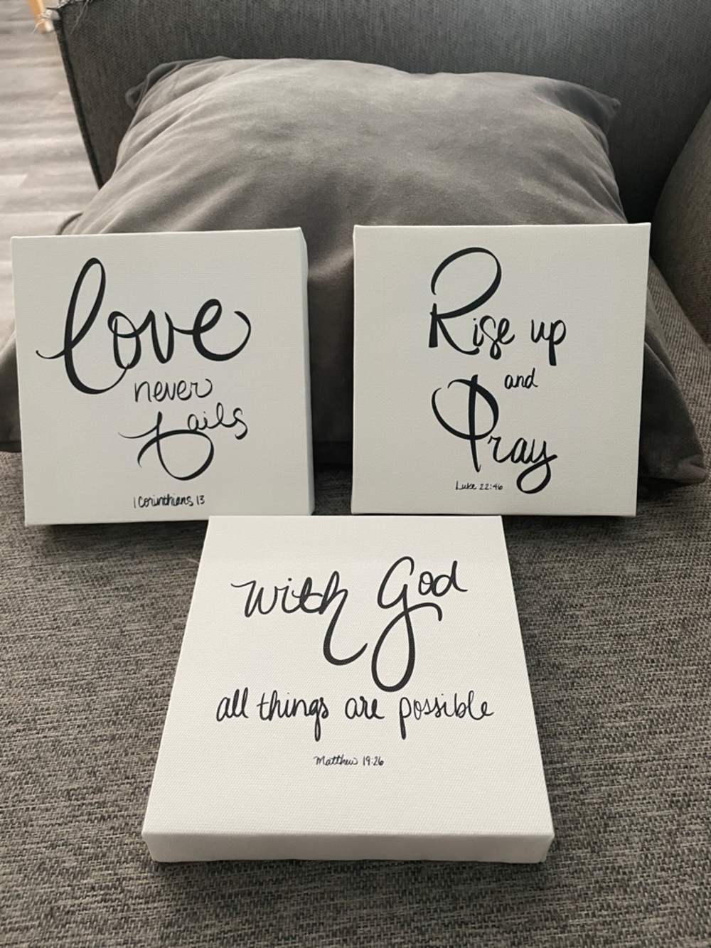 Faith-Inspired Wall Art Canvas Set - Black and White súper smalls